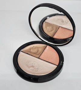 Eve Pearl Blush Bronzer & Illuminator SUN KISSED 0.44oz (IMPERFECT/FLAWED) - Picture 1 of 4