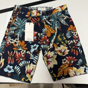 Neu mit Etikett Denim & Blume Ricky Singh tropische Blumen Shorts - Bild 1 von 5
