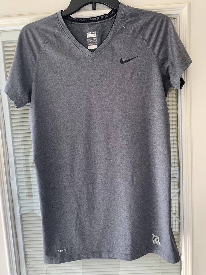 ✨Yourh L (12-14)  Nike Pro Short Sleeve  Shirt, Gray Black Trim And Logo Unisex - Image 1 of 4