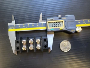 Cinch 3 position terminal strip, 2.6655 inch - Imagen 1 de 2