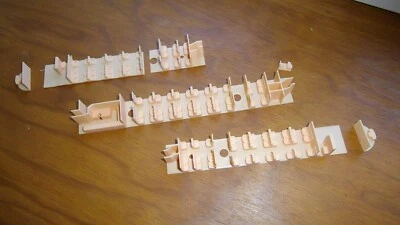 3 Aménagements intérieurs autorail 3 éléments RGP ROUGE TEE - ORANGE - VERT LIMA - Photo 1/4