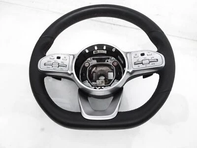 Volante Mercedes-Benz A220 2019-2022 000-460-84-02-9E38 - negro Foto 1 de 4