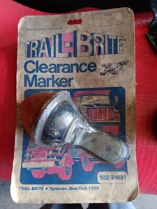 Vintage Trail-Brite Clearance Marker #102-34081 Amber  - Imagen 1 de 2