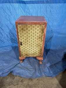 Shabby Chic Vintage Unit - Picture 1 of 7