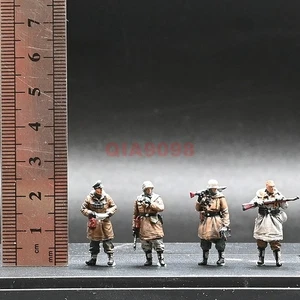 New 1/72 Scale WWII German 4PCS Soldiers Winter Painting Model For Scene Display - Picture 1 of 5