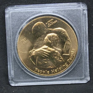 1991 Medalla del Congreso Cruz Roja Americana Personas Ayudando a la gente - Imagen 1 de 2