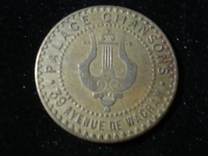 Palace Chansons BON POUR UNE AUDITION Medallion (SA02) - Picture 1 of 2