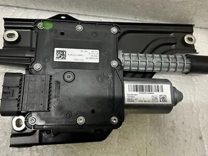 2008-2013 Insignia Buick Emergency Manual Electric Handbrake New OEM 13256105 - Picture 1 of 4