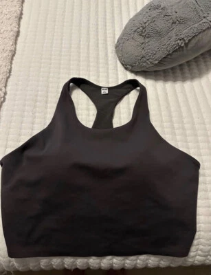 Uniqlo Womens Padded Sports Bra Size Large - Image 1 of 3