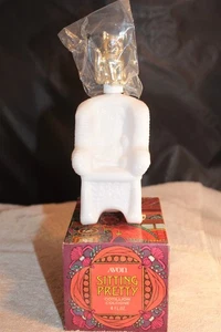 AVON DECANTER SITTING PRETTY COTILLION COLOGNE 4 OUNCE FILLED WITH BOX - Picture 1 of 2