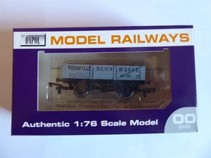 Dapol David Dacey Ltd Edition OO gauge 4 Plank  - PENWYLLT SILICA WORKS - Mint - Picture 1 of 8