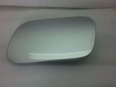 Puerta de llenado de gas combustible plateada 2004 VW VOLKSWAGEN TOUAREG 5-6-4P Foto 1 de 3