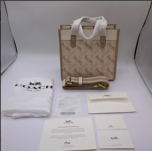 Borsa Coach Field 22 con stampa cavallo e carrozza C3866 gesso GIAPPONE NUOVA