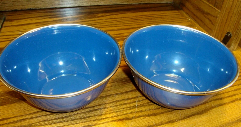 Set 2 POTTERY BARN Metal Enamel Bowls 6" Cereal Soup~Navy Blue/Silver Rim    Box - Image 1 of 4