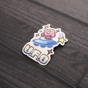 Kirby | Adesivo Kirby sorridente UFO solo decalcomania | ottimo per bottiglie, laptop, ecc - Foto 1 di 4