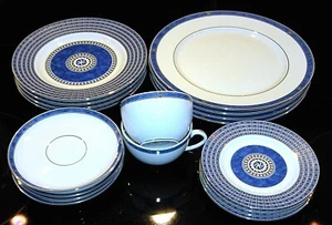 Pentole vintage CHRISTOFLE Oceana blu e bisanzio micro oro fine porcellana - Foto 1 di 56