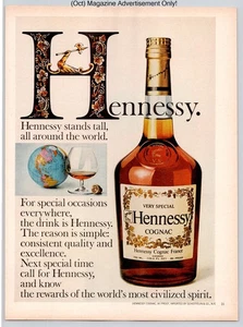 Hennessy Cognac Premium Spirit Global Bottle Art Vintage 1981 Advertisement - Picture 1 of 5