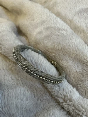 Brazalete Brazalete Cookie Lee Diseño Malla y Cuentas Tono Plata... Tamaño Pequeño (2) Foto 1 de 4