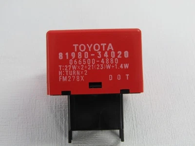 2001-2007 Toyota Sequoia Flasher Assembly Relay Turn Signal 81980-34020 OEM - Image 1 of 4