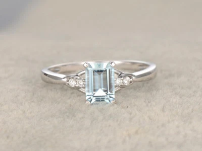 Anillo de compromiso solitario de topacio azul creado en laboratorio de 0,8 quilates enchapado en oro blanco de 14 k nuevo Foto 1 de 4