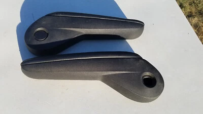 2011-2019 克莱斯勒 Town & Country 道奇大篷车司机乘客黑色扶手 — 第 1/4 张图片