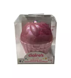 Claire's Pink Cupcake Makeup Kit - Picture 1 of 4