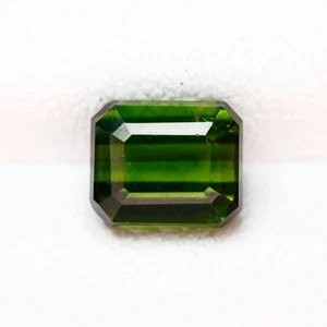 1.12 Ct Perfect Octagan 5.8 x 4.9 MM 100% Natural Green Mozambique Tourmaline !! - Picture 1 of 5