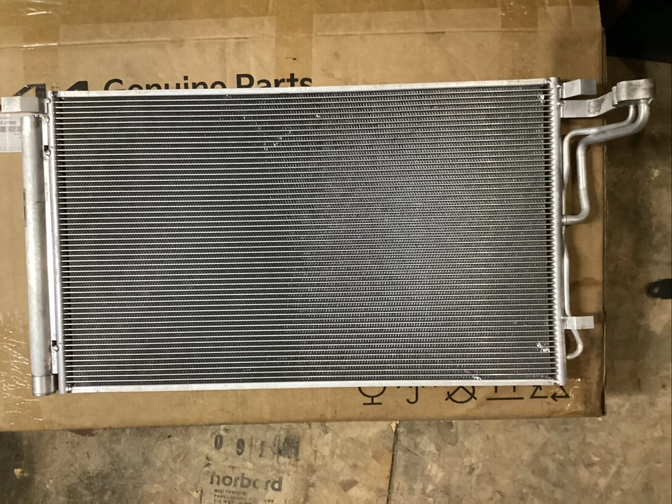 Condensador de aire acondicionado OEM compatible con: Kia Forte 2014 1,8 grado A Foto 1 de 1