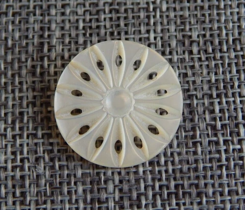 Antique Vtg  Pierced Mother of Pearl Button ~Apx: 7/8"~#420-C Cover
