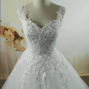 Ivory Short Sleeves Floor Length Beaded Wedding Dress.UK Sizes - Picture 1 of 7