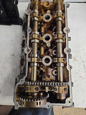 01-05 SEBRING STRATUS 2.7L Cylinder Head & Valve Cover Left Front OEM - Image 1 of 4