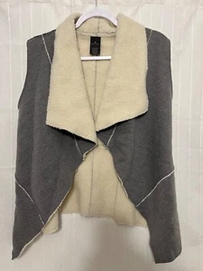 Horn Legend LadiesVest NWT Open Style Large Pewter Style # HLBF025W Machine Wash - Picture 1 of 4