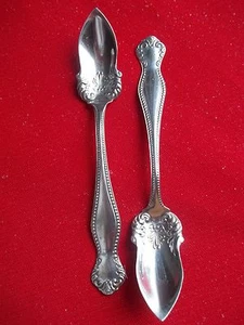 1900 Weinberg One Pattern 2 cucharas de fruta de Weinberg plato de plata 6" de largo - Imagen 1 de 5