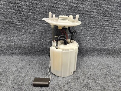 2014-2018 MERCEDES CLA250 2,0 Л ТОПЛИВНЫЙ БАК НАСОС ОТПРАВКА БЛОК 100K OEM - Изображение 1 из 4