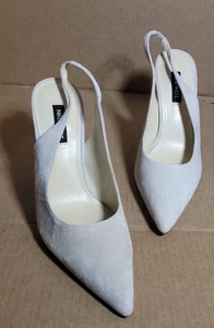 Nine West Women's beige Feather Pointy Toe Slingback Pumps Shoe Size 8 NEW - Picture 1 of 8