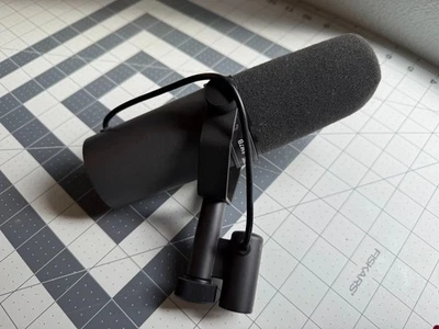 AUTHENTIC Used Shure SM7B Cardioid Dynamic Vocal Microphone - Image 1 of 4