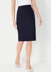 Ann Taylor Stretch Polyester & Viskose Mischung schwarz Bleistiftrock Gr. 10 - Bild 1 von 8