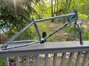 VINTAGE TG SCHWINN PREDATOR CR-MO Free Bars 20" 4130 CHROME-MOLY BMX 1983 ATARI - Picture 1 of 24