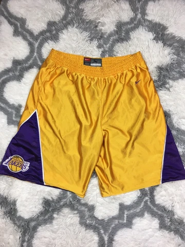 Vintage Los Angeles Lakers Nike NBA Embroidered Basketball Shorts Size Large Cover