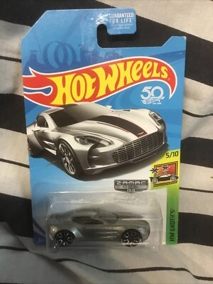 Hot Wheels Zamac Aston Martin One-77 2018 Walmart Excl Foto 1 de 3