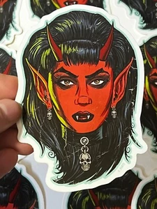Pegatina de vinilo troquelada Frankenhorrors Succubus Demonioss 5" clásico terror satán - Imagen 1 de 7