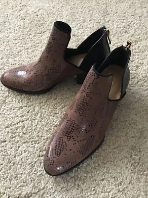 ANDREW GELLER womens FRIONA ankle boots shoe size 6M. black & brown zip up. - Image 1 of 4