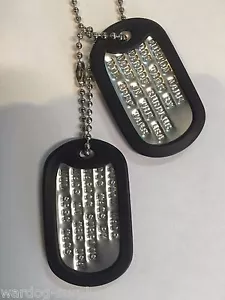ETIQUETAS DE PERRO Personalizadas con Cadenas y Cubiertas de Goma Grado Militar EE. UU. DEBOSS - Imagen 1 de 4