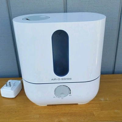 Air O Swiss Ultrasonic Humidifier U200 Cool Mist Room Air VERY GOOD  - Image 1 of 4