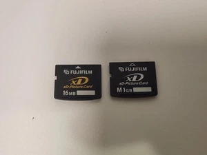 Fujifilm xD Picture Card 16MB & 1GB Set - Picture 1 of 2