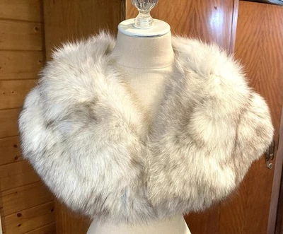 Vintage 1960s silver fox stole, wrap, wedding wrap - Image 1 of 4