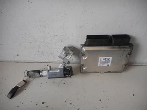 CENTRALINA INIEZIONE 55575082 OPEL ASTRA (P10) (10/09>) - Foto 1 di 2