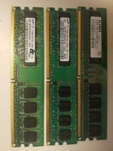 512MB DDR2 PC2-4200U 533MHz 1Rx8 M378T6553CZ0-CD5 - Picture 1 of 1