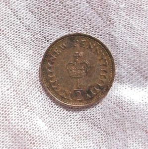 1971 United Kingdom New 1/2 Penny; Circulated - Picture 1 of 2