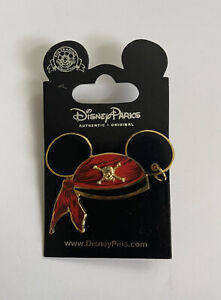 Disney Mickey Mouse Ear Hat Pirates of the Caribbean Icon Pin 47059 on Card